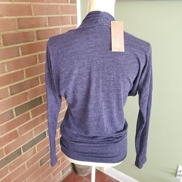 Myan charcoal grey sweater bought at Francesca's - Picture 3 of 7